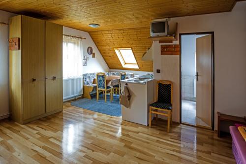 Pokoj č. 3 | Penzion No.9 Adršpach